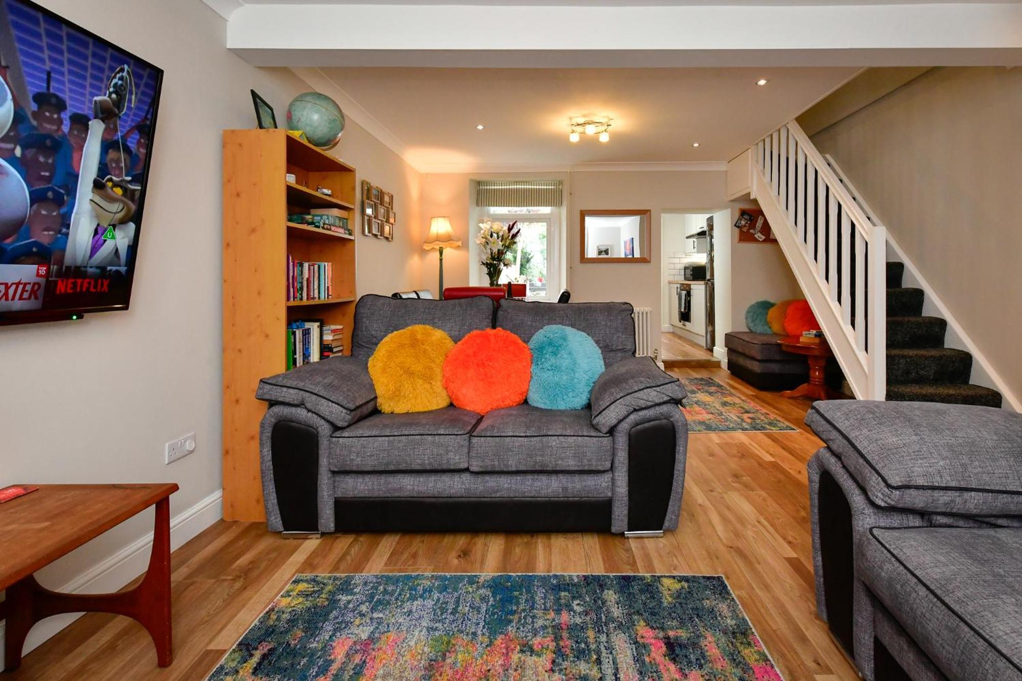 Free Parking - Heart Of The City - Superb Townhouse & Garden - Peaceful Area But Only 5Min Walk To Beach, Shops, Bars, Arena, Marina, Parks Swansea Ngoại thất bức ảnh